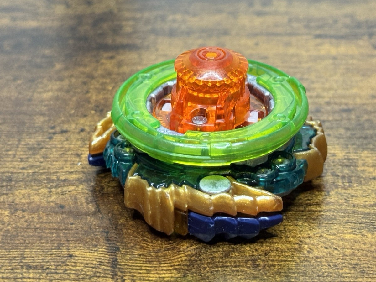 【激レア】pharfaiteパルフェット セミオープンバスト・ボンテージセット Geist Fafnir 8' Proof Absorb B-122 Beyblade Burst Takara Tomy #B3