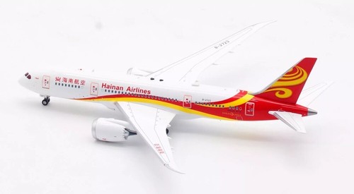 Hainan Airlines / Boeing 787-8 Dreamliner / B-2723 / AV4240 / 1:400 - Picture 2 of 16