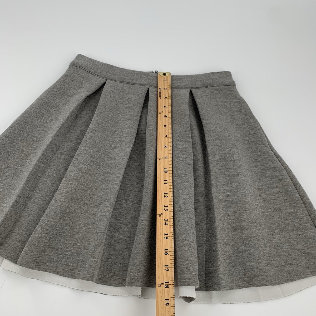 Francesca Alya Heavy Weight Plated Short Skirt Large Womens Solid