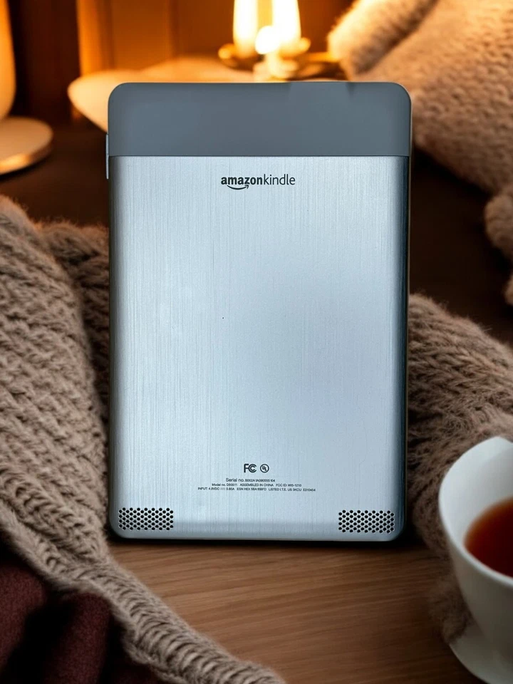 Kindle 2nd Gen D00511 eBook Reader only - TESTED - Image 3 of 4