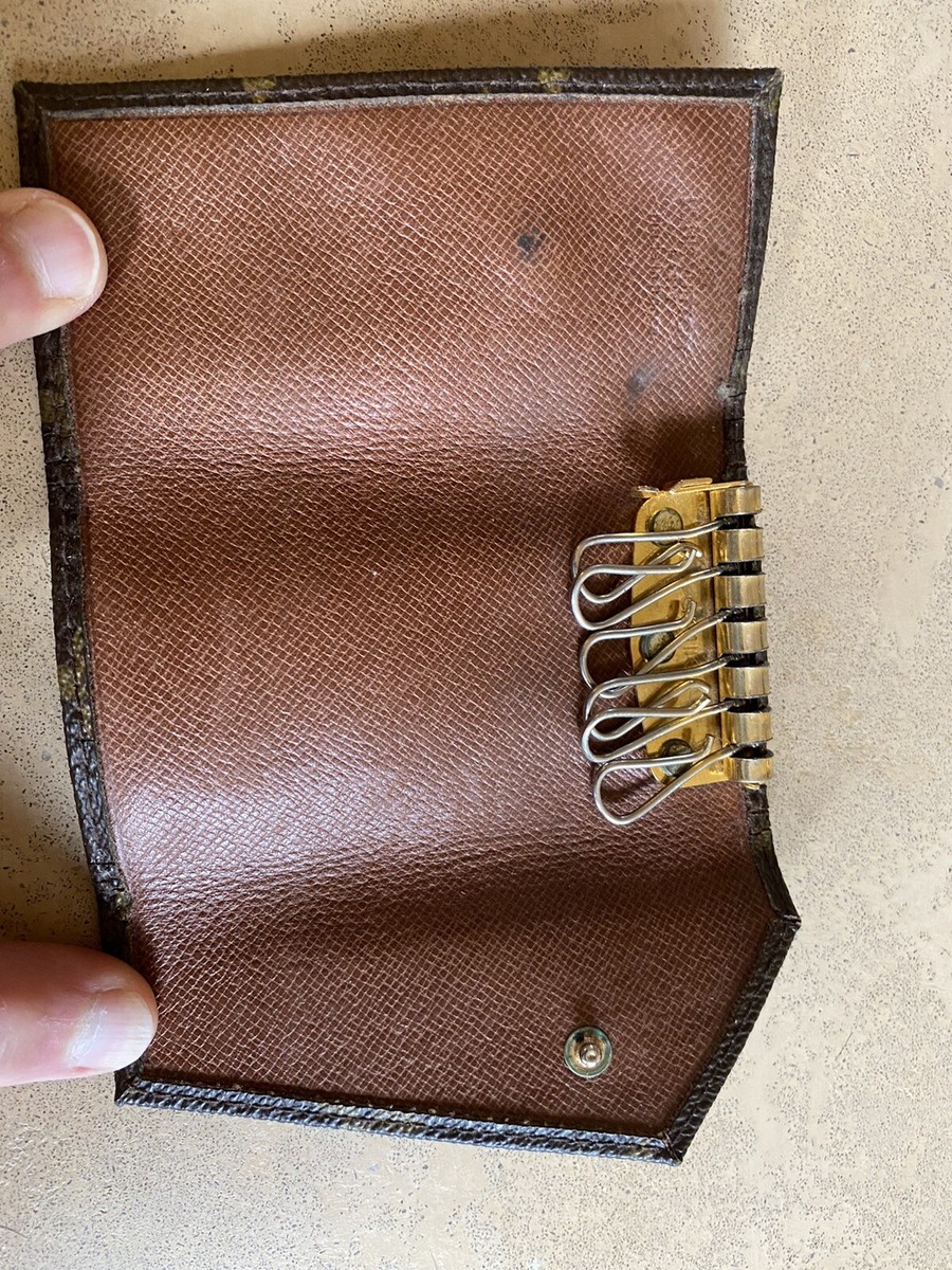 LOUIS VUITTON VINTAGE DAMIER FOLDING KEY CASE HOLDS 6 KEYS RARE