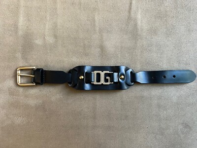 DOLCE&GABBANA RARE BLACK LEATHER WITH GOLD DG METAL LOGO BRACELET