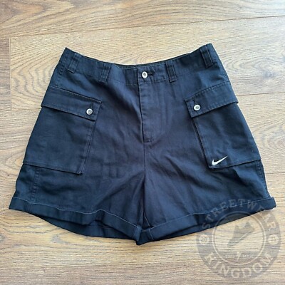 Nike Life Herren gewebt P44 Cargoshorts knielang schwarz Größe 30w FJ7137 010