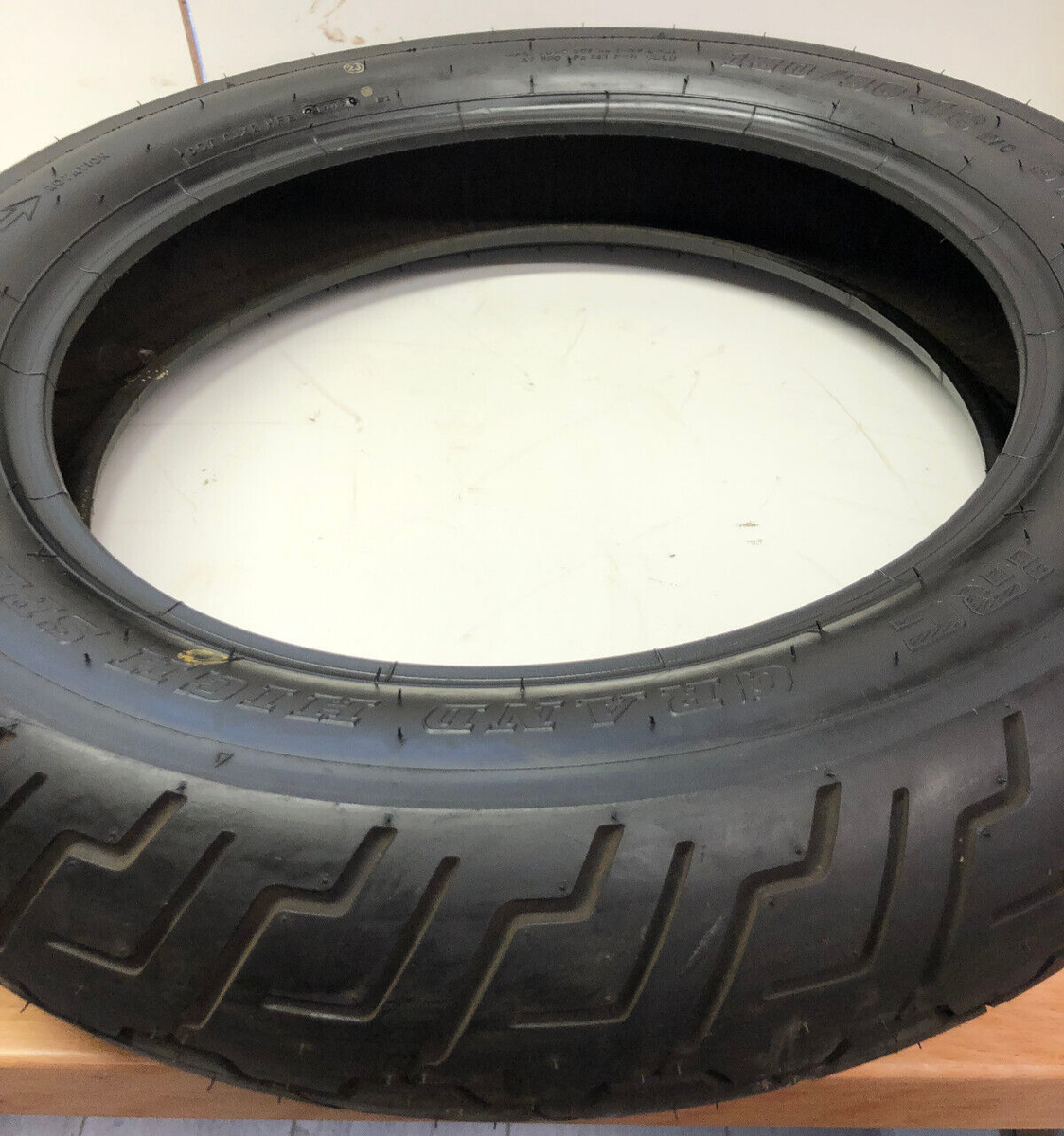 パーツ IRC GS-23F 130/90-16 67H IRC GS-23 Street Tires 130/90-16 Front Wide White Wall