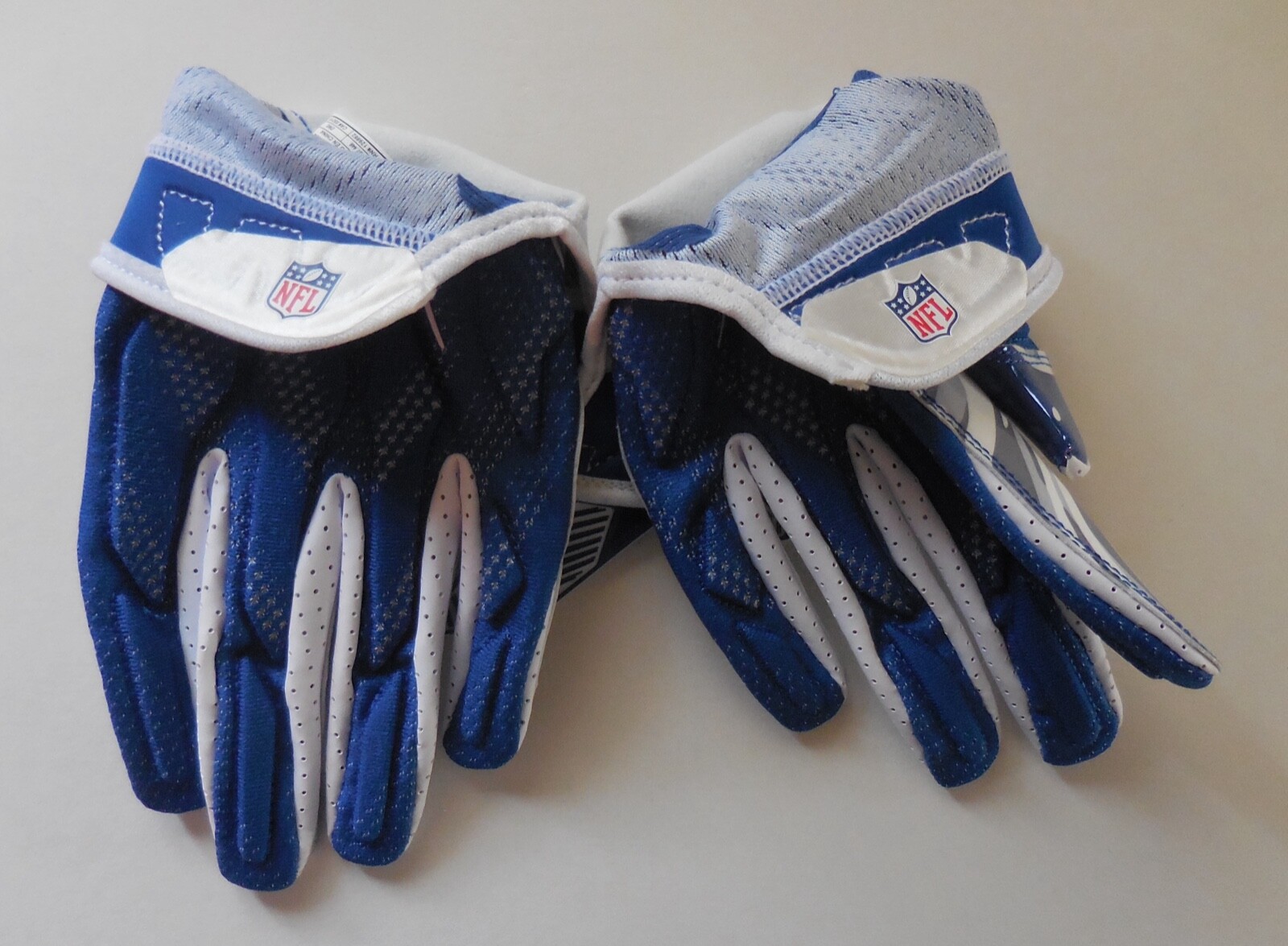 Nike NFL Superbad 4.5 American Football Gloves Colts Indianapolis Men