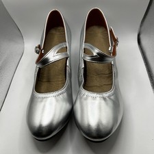 NEW Dance And Sway Women  s Size 8 Silver Shoes Heel