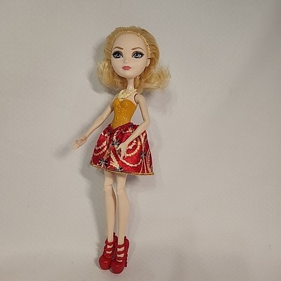 Ever After High Apple White Doll