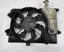 Elektrol&uuml;fter mit L&uuml;fterzarge HYUNDAI i30 II (GD) 1.4 99 PS Benziner