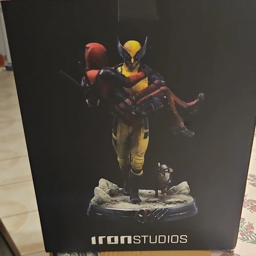 Iron Studios Marvel Deadpool & Wolverine Figure 1/10 Scale( Box Damaged)04724-10