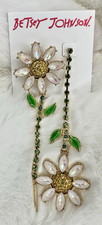 NWT Betsey Johnson Daisy Mismatched Earrings ...