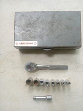 Vintage Armstrong 1/4" ratchet 8 1/4" sockets & Metal Box No 10-901