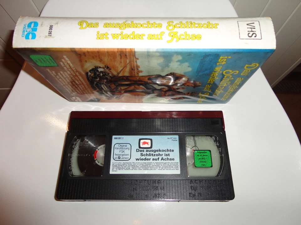 Das ausgekochte Schlitzohr ist wieder auf Achse Burt Reynolds CIC Taurus rar - Bild 3 von 4