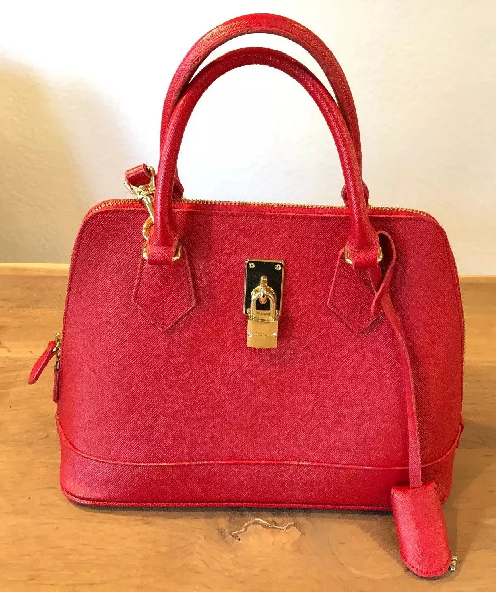 Samantha Thavasa Red Handbag purse with handles & strap gold lock & keys EUC