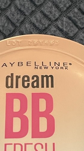 Makeup Dream Fresh BB Cream,Maybelline New York 110 Light/medium Sheer Tint NEW - Picture 3 of 4