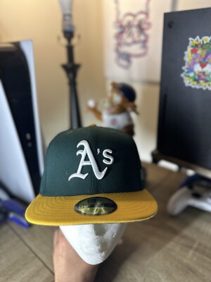 Oakland Athletics A's Fitted New Era Hat Size 7 Green Yellow Cap