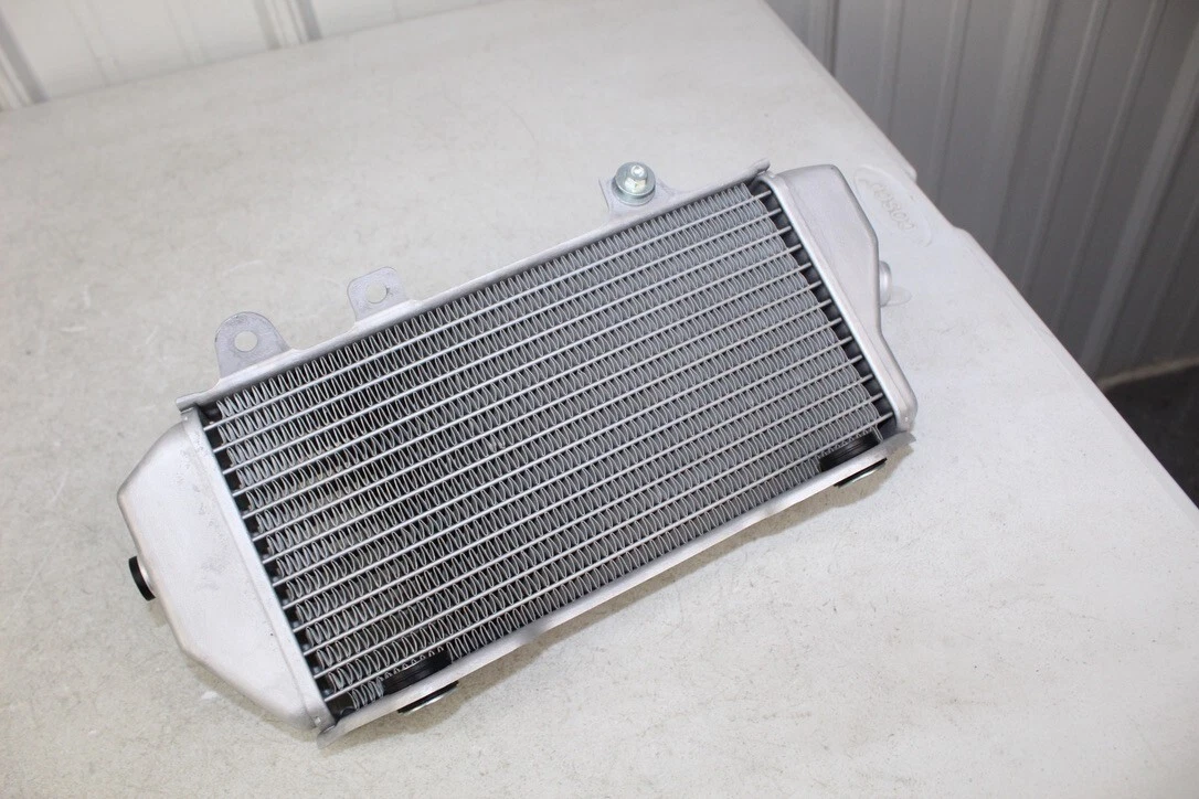2024 Kawasaki KX450 OEM Left Radiator 39061-0875 KX 450 24/3