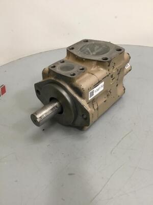 VICKERS Pump 4520V50E11 Used #139170