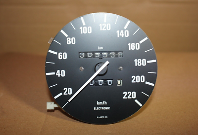 BMW E30 SPEEDOMETER GAUGE 220KM/H INSTRUMENT CLUSTER MOTOMETER
