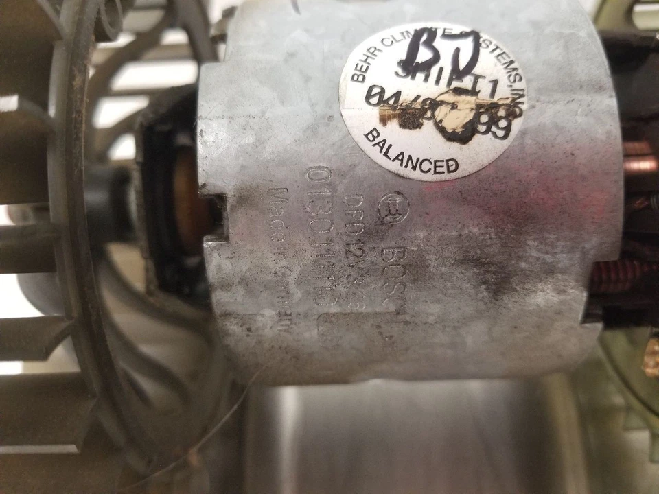 00 2000 BMW Z3 ROADSTER MOTOR SOPLADOR 0130111110 Foto 4 de 4