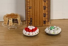 Artisan Dollhouse Miniature Dessert Lot cake and Key Lime & Strawberry Pies 1:12