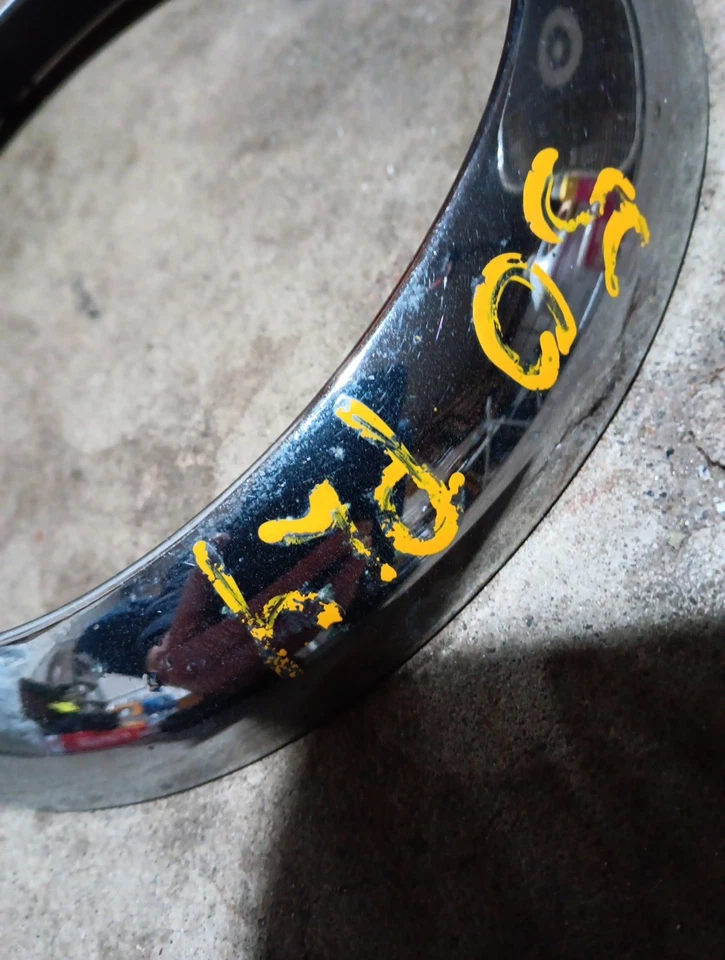 Anillo de faros Plymouth 1950, cromado. OEM buen estado  Foto 3 de 4