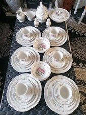 Johnson Bros Garden Party Full 42 Piece Dinner And Tea Service Forsix Excellent