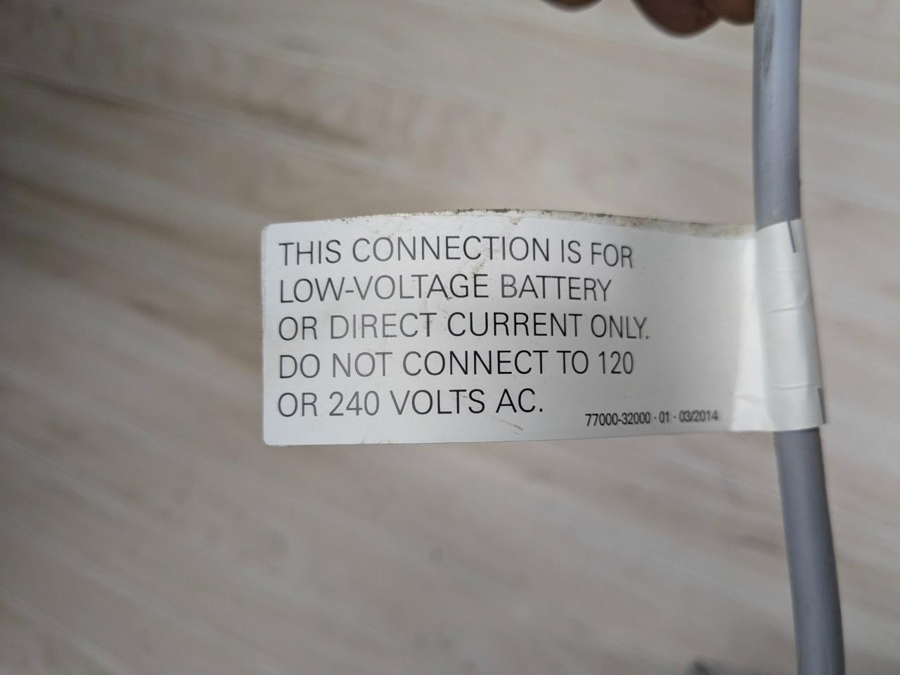 Truma DLE 60C Tankless Water Heater 12V DC RV Camper Motorhome Boat *TANK CRACK