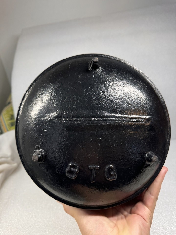 RARE ANTIQUE VINTAGE 1800s CAST IRON 8TG BEAN POT/KETTLE CAULDRON 3 ...