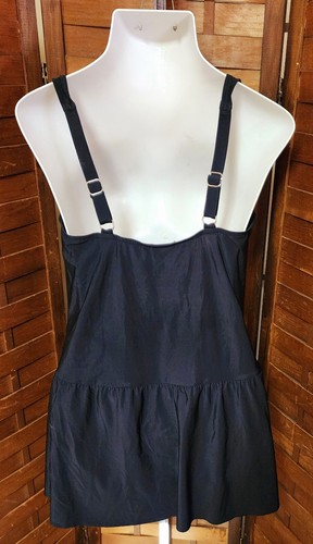 NEW TROPICAL ESCAPE WOMENS BLACK & WHITE LINKS SKATER SWIM DRESS PLUS SIZE 20W - Picture 6 of 8