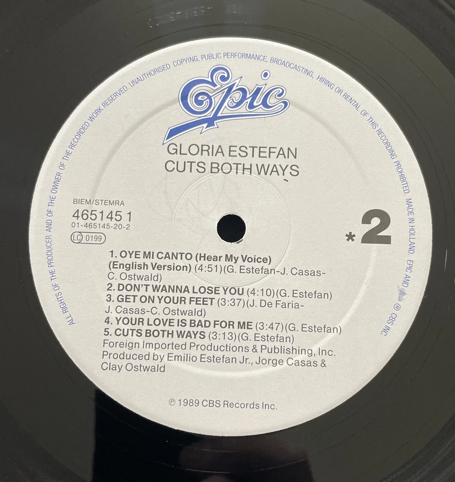 Gloria Estefan - Cuts Both Ways - Vinyl LP 1989 Epic 465145 1 Lyric Inner EX/EX - Image 4 of 4