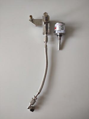 Teledyne Analytical Instruments 8800T sensor with mounting brecket