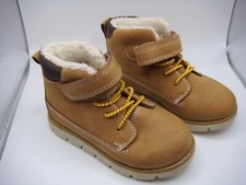 OSHKOSH TODDLER BOY GIRL UNISEX BOOTS SIZE 7 NEVER WORN
