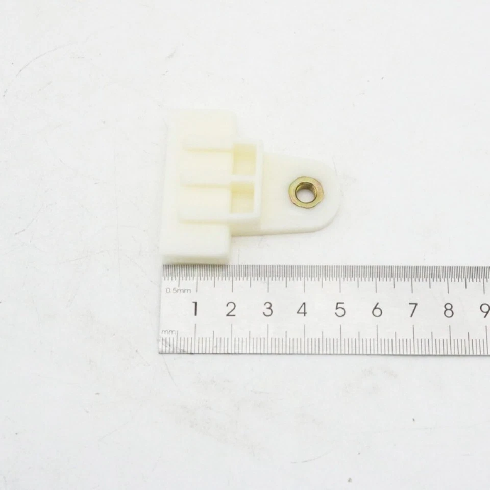 4x Clip de sujetador de montaje de vidrio elevador de puerta grande para Nissan Murano Qashqai Foto 4 de 4