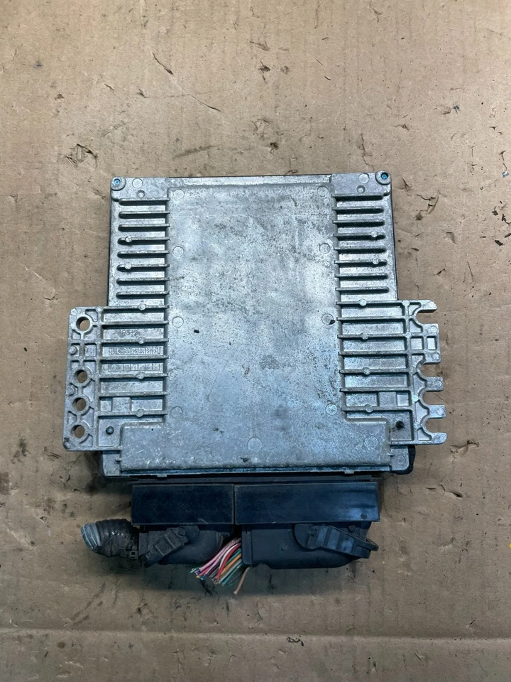Módulo de computador 2010 Nissan Pathfinder 4.0L Ecm Ecu mec77-250 c1 u1854 DG - Imagem 3 de 4