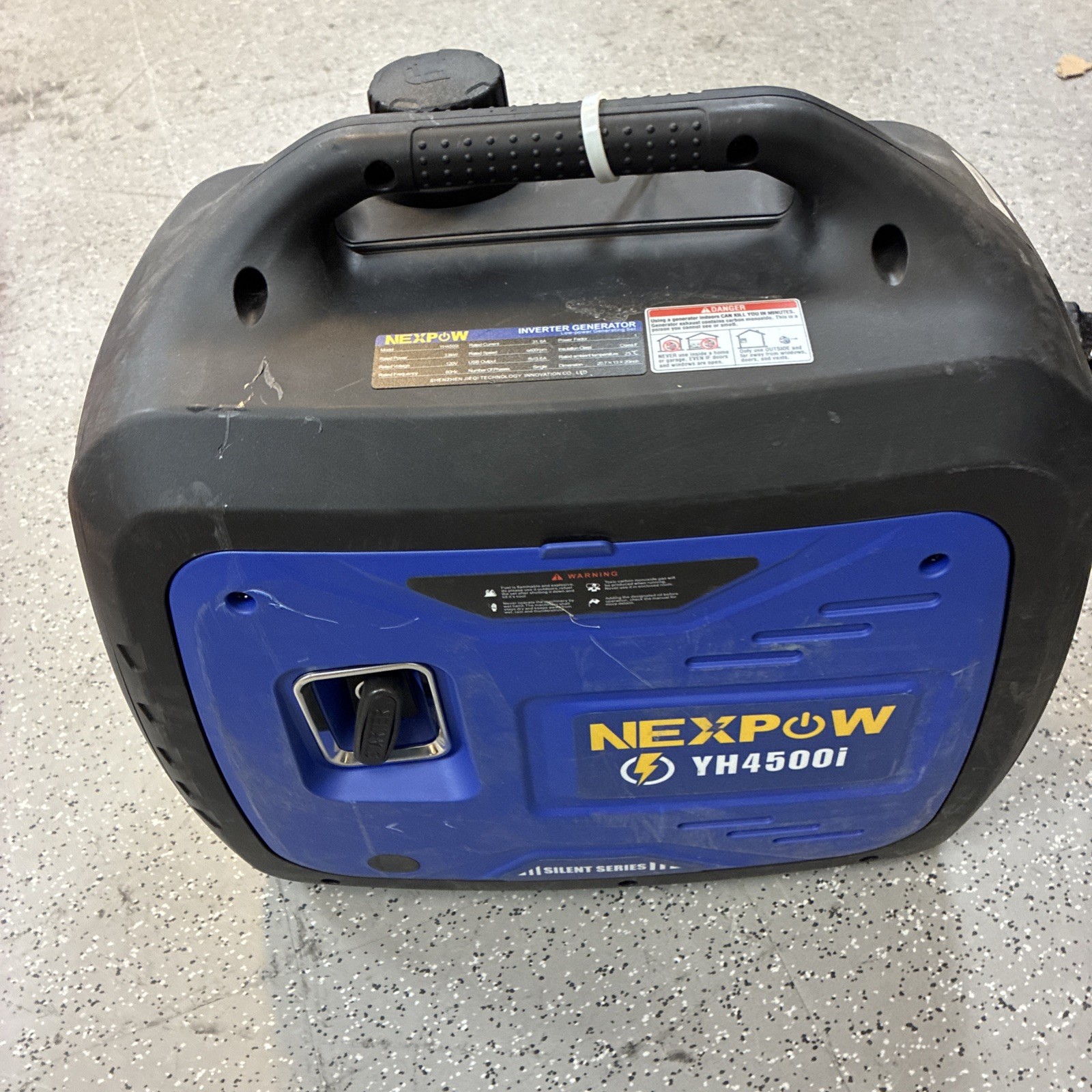 Portable Gas Powered Quiet Model Yh4500i ** See Descri