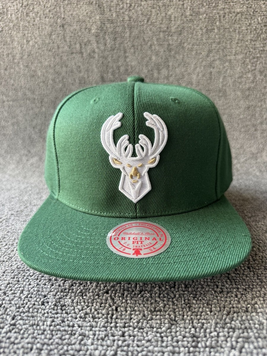 Mitchell & Ness Milwaukee Bucks Snapback Hat Green Retro NBA Cap Unknown