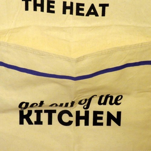 New Novelty Adult Apron "If You Can't Stand The Heat " Large Pocket 38" x 29" - Picture 3 of 3