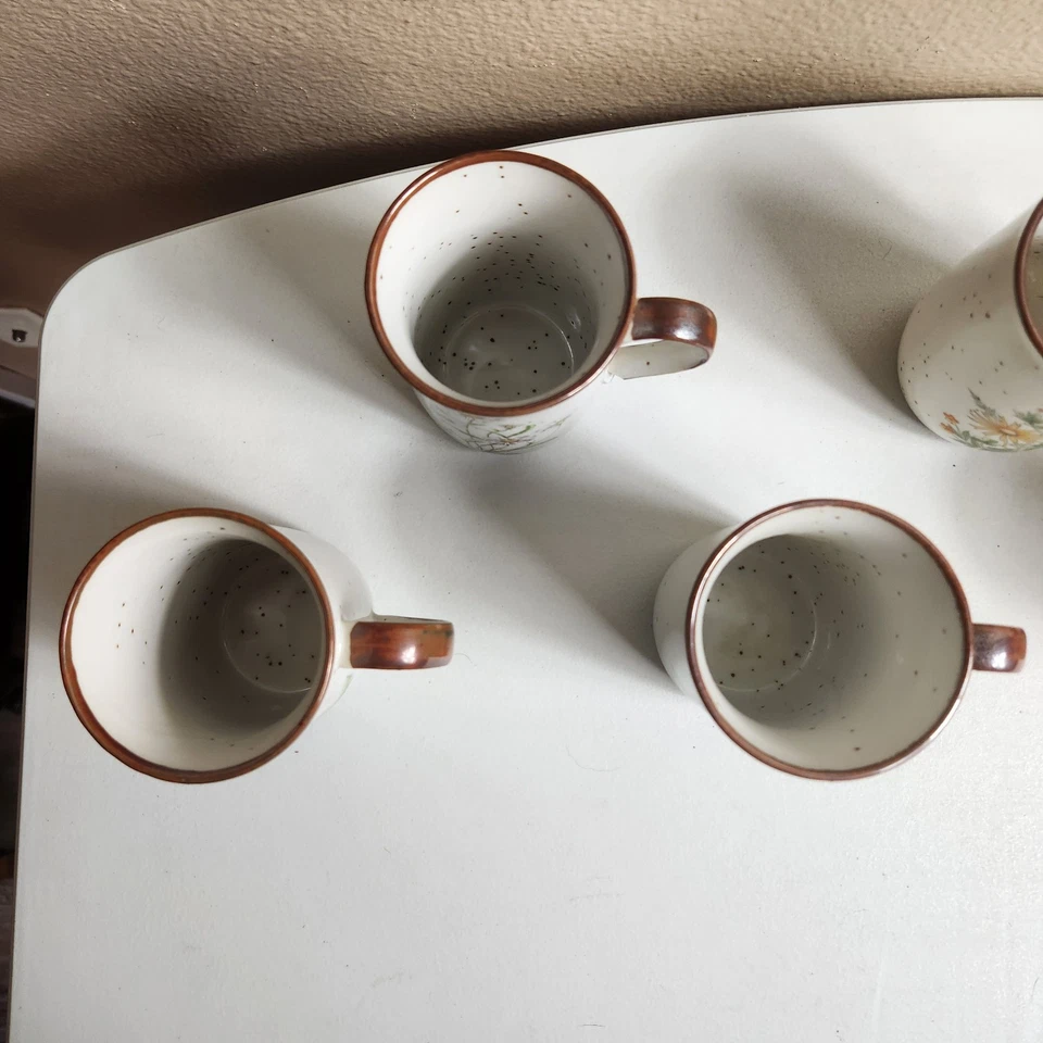 Tazas de café Takahashi (juego de 8) de gres moteado diseños de flores silvestres de colección años 70 Foto 4 de 4