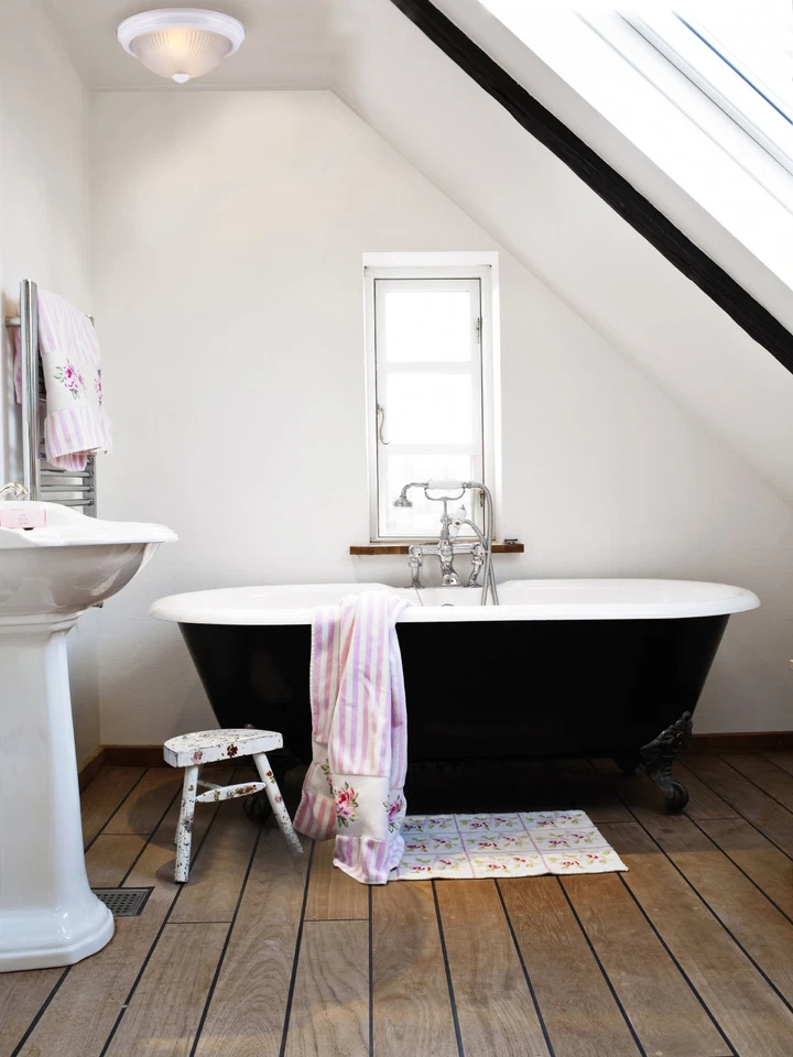 Canarm IFM21111T Blanco 2 Luces 11"W Montaje Al Ras Accesorio de Techo - Paquete de 2 Foto 2 de 2