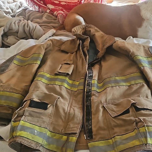 Globe Firefighter Turnout Coat Brown Reflective Stripes Size 38x30