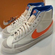 Nike Blazer Mid '77 Sail Total Orange DQ4692-100 Women's Size 9 New With Box