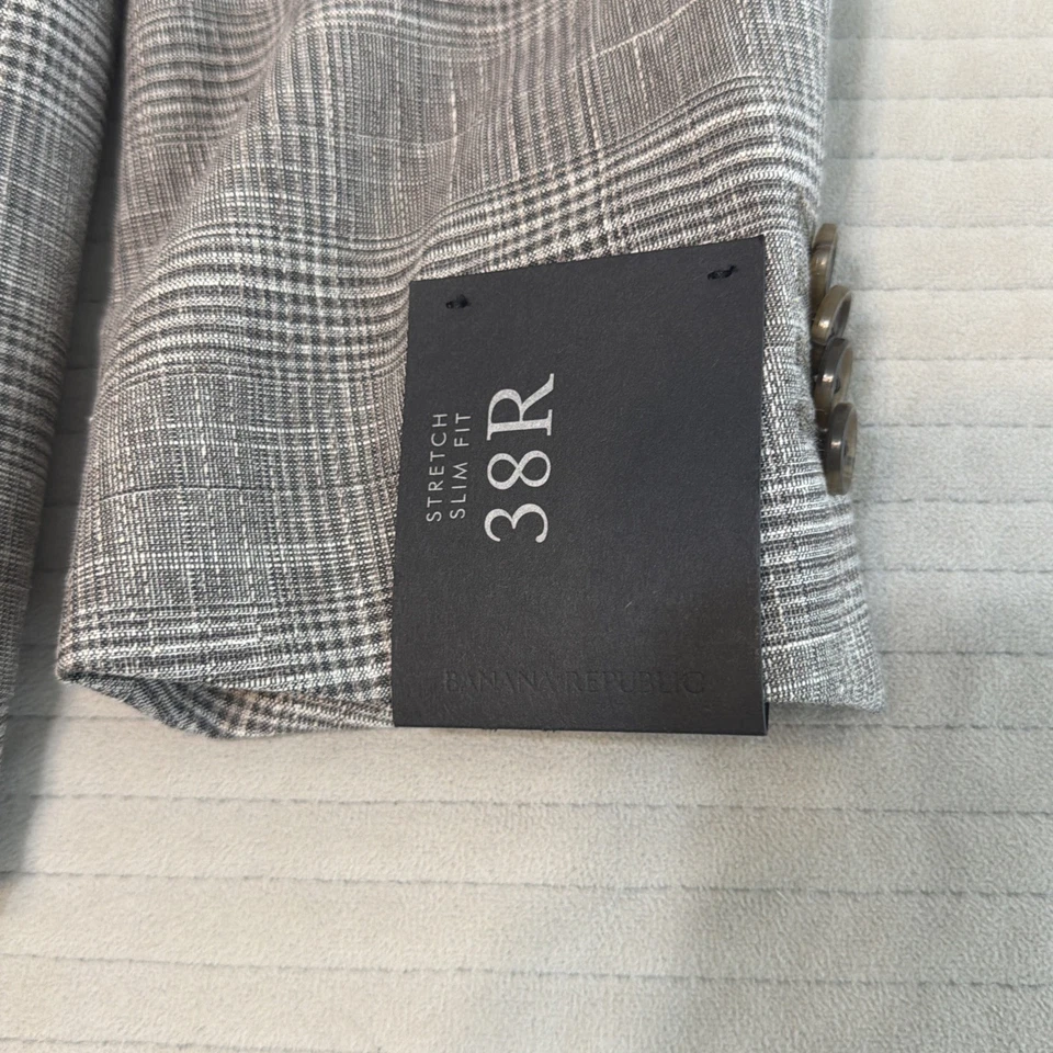 Blazer Banana Republic Para Hombres 38R Gris Calce Ajustado Tollegno 1900 3DWool Mezcla Elastizado Foto 2 de 4
