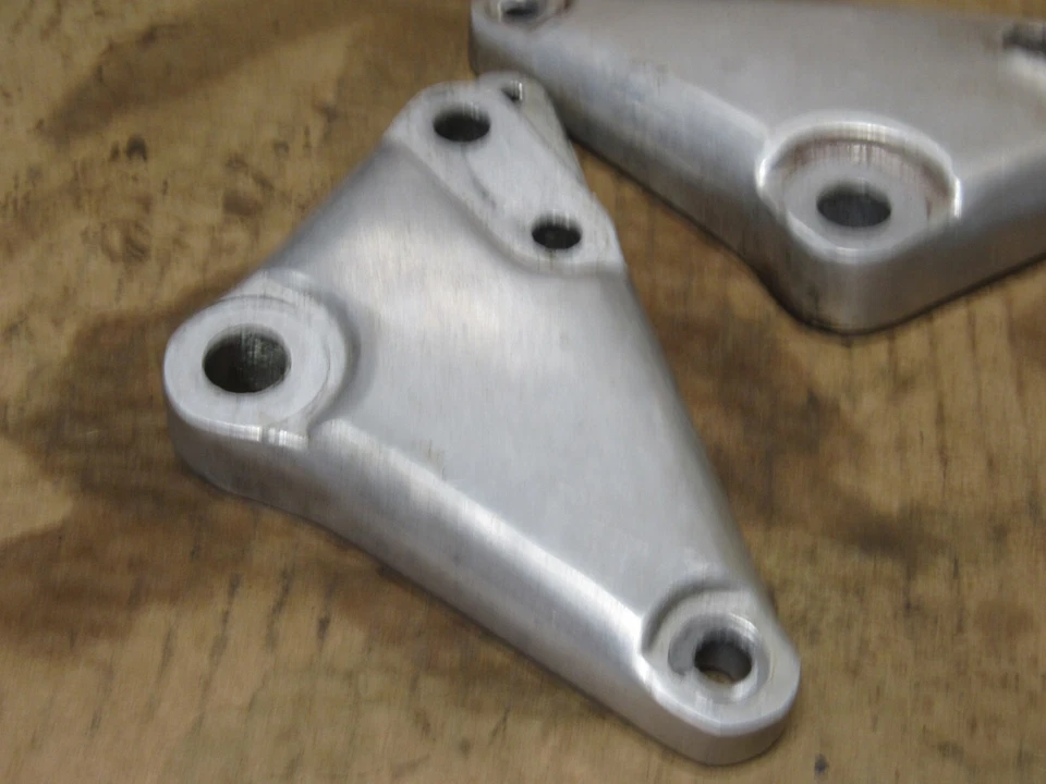 Honda CM400E 1981 CM400 clavija soportes delanteros izquierda derecha 50700-447-000 Foto 3 de 4