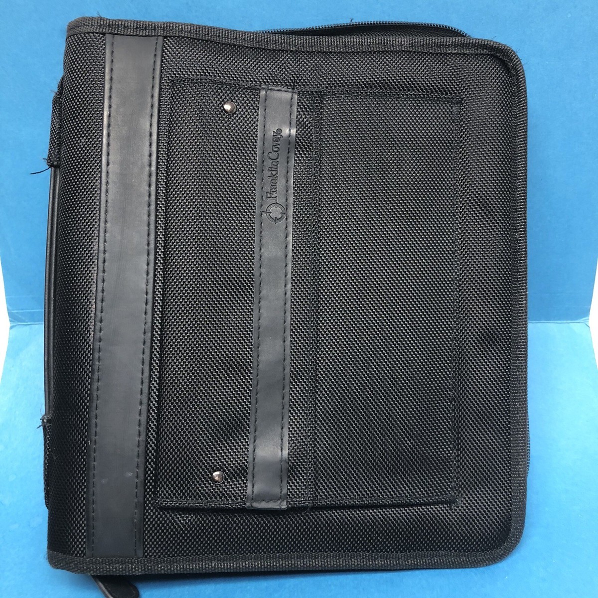 FranklinCovey - Friday Binder - Nylon Zipper Binder (Pocket, Black