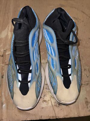 Size 11 - adidas Yeezy 700 V3 Kyanite