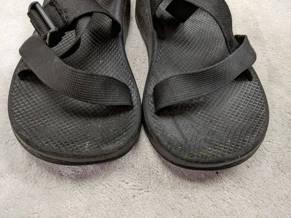 Sandalias Chaco Clásicas Exterior Para Hombres 13 Negras con Tiras Senderismo Agua Vibram Hechas en EE. UU. Foto 3 de 4