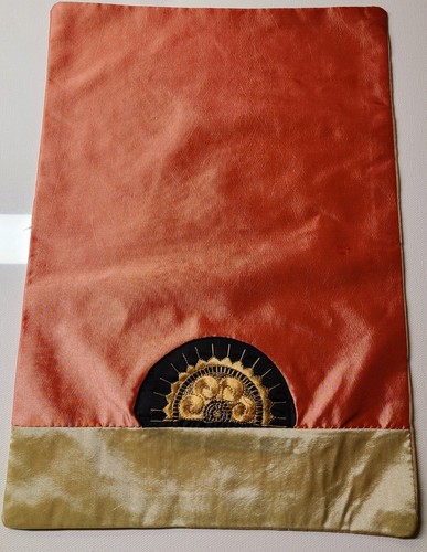 Old 6 Silk Like Placemats, Chopsticks, Chopstick Holders. Pink & Gold. Asian - Picture 5 of 8