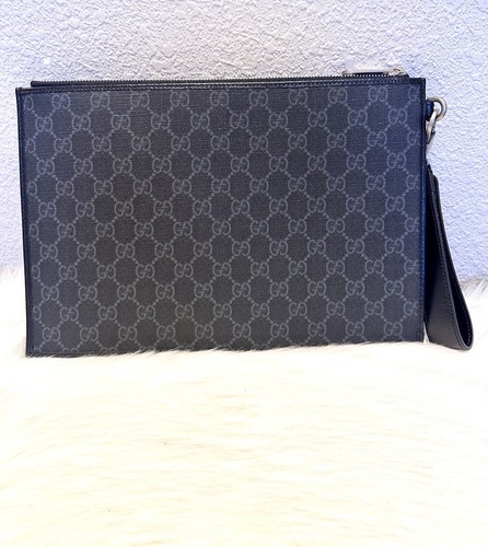 NEW Gucci GG Supreme Zip Pouch With Interlocking G Retail $970 - Picture 4 of 13