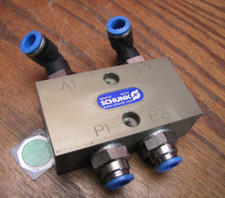 Schunk SDV-P 07 Pressure Maintenance Valve 0403131 w/ Festo 8mm Push Fittings -
