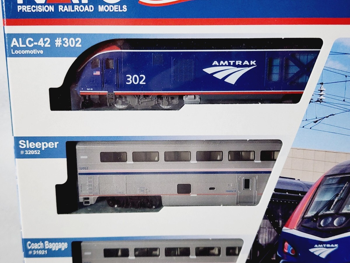 Amtrak ALC-42 Ph 6 Charger #302 + 3 Superliner Csrs KATO 10-1788-S